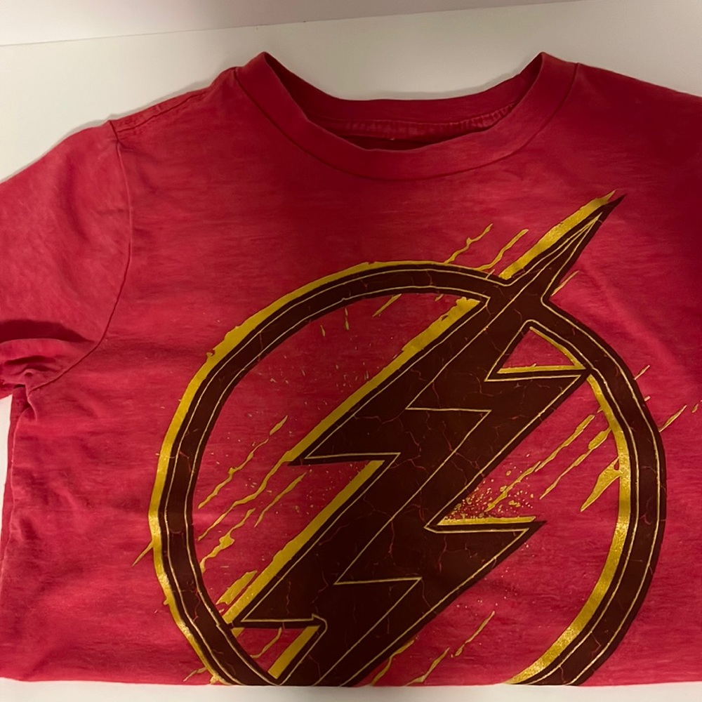 Marvel Flash Red Kids Shirt - Superhero Style for Your Little One! | Size XS